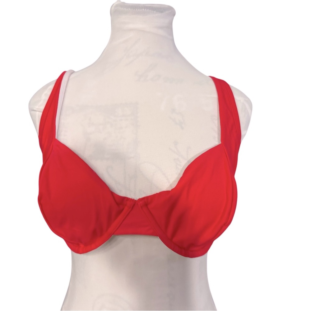 NWT Bikini Top, Many Sizes Available, Super supportive, stylish & flattering!